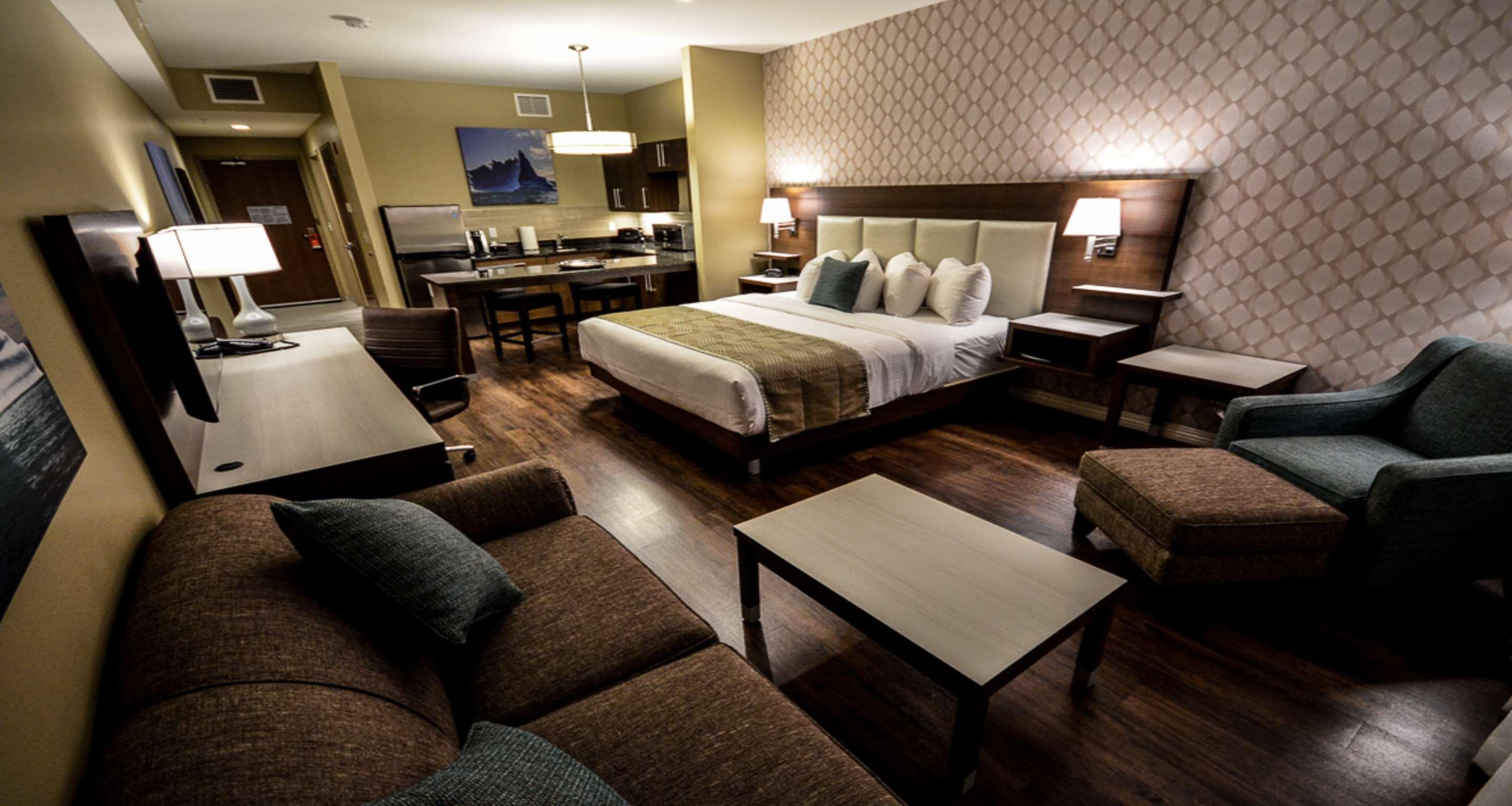 Best Western Plus St. John'S Airport Hotel And Suites Ngoại thất bức ảnh